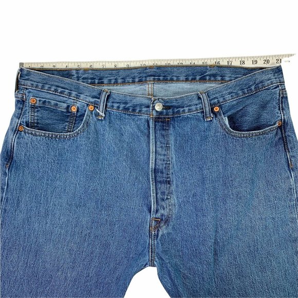Levi's 501 XX Button Fly Medium Wash Denim Jeans - Picture 8 of 8